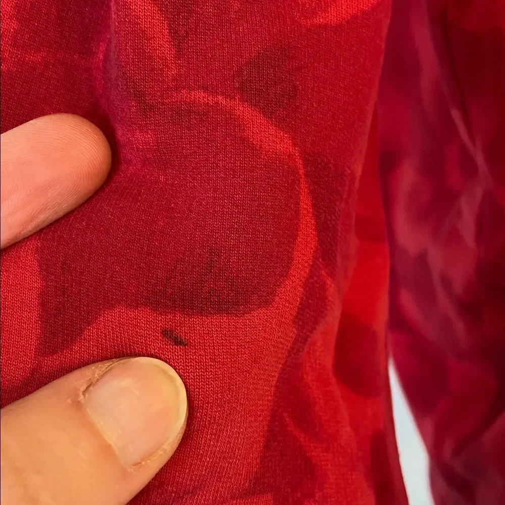 Athleta Red Large Floral Print Balance Pullover Sweatshirt Size Medium